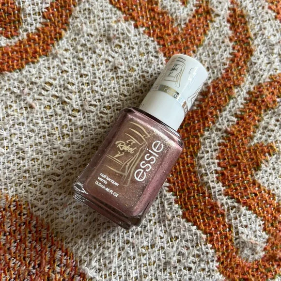 Essie Nail Polish - Picture 2 of 4